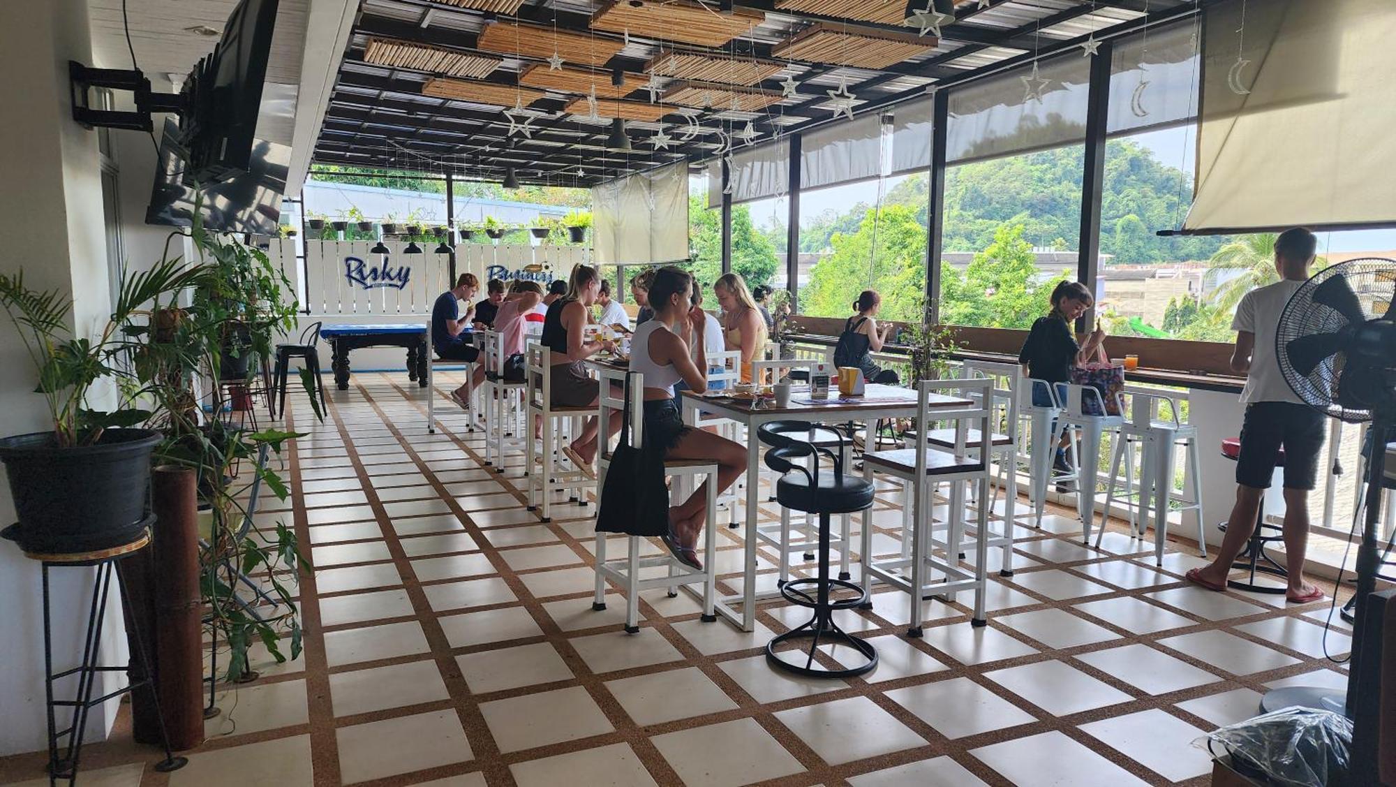 Irest Ao Nang旅舍 外观 照片